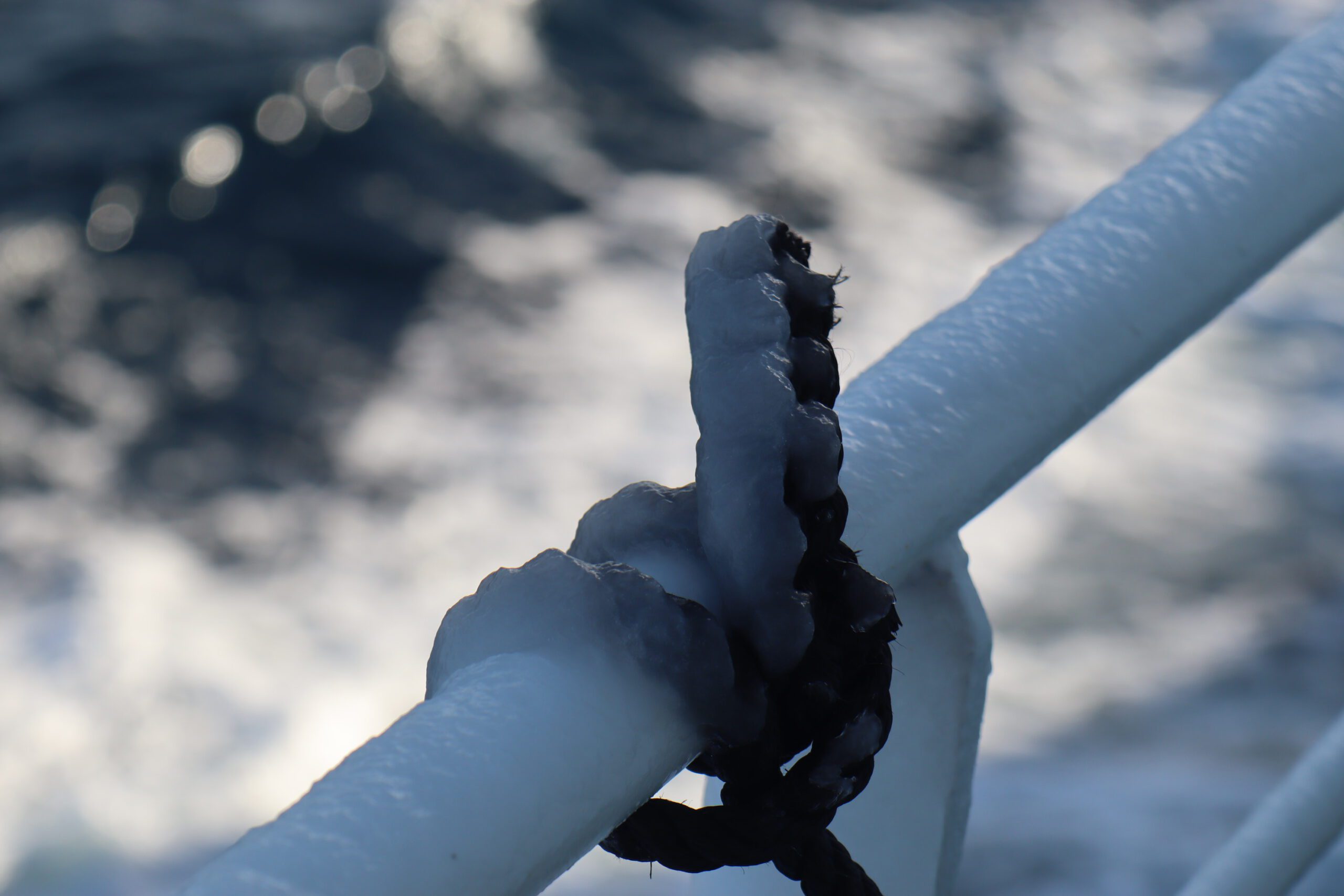 Eis an Bord der Polarstern (c) Alfred-Wegener-Institut / Jan Tebben